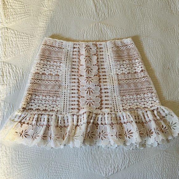 Fashion Nova Elegant White Lace Skirt Set - Picture 6 of 9